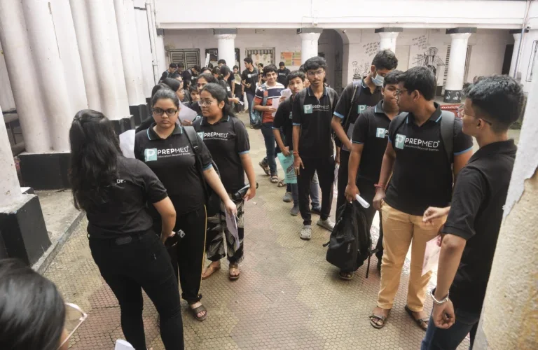 DSF2310-copy-768x512